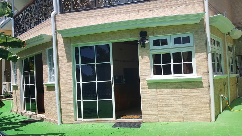 Hibiscus House Seychelles Self Catering Apartment Victoria Luaran gambar