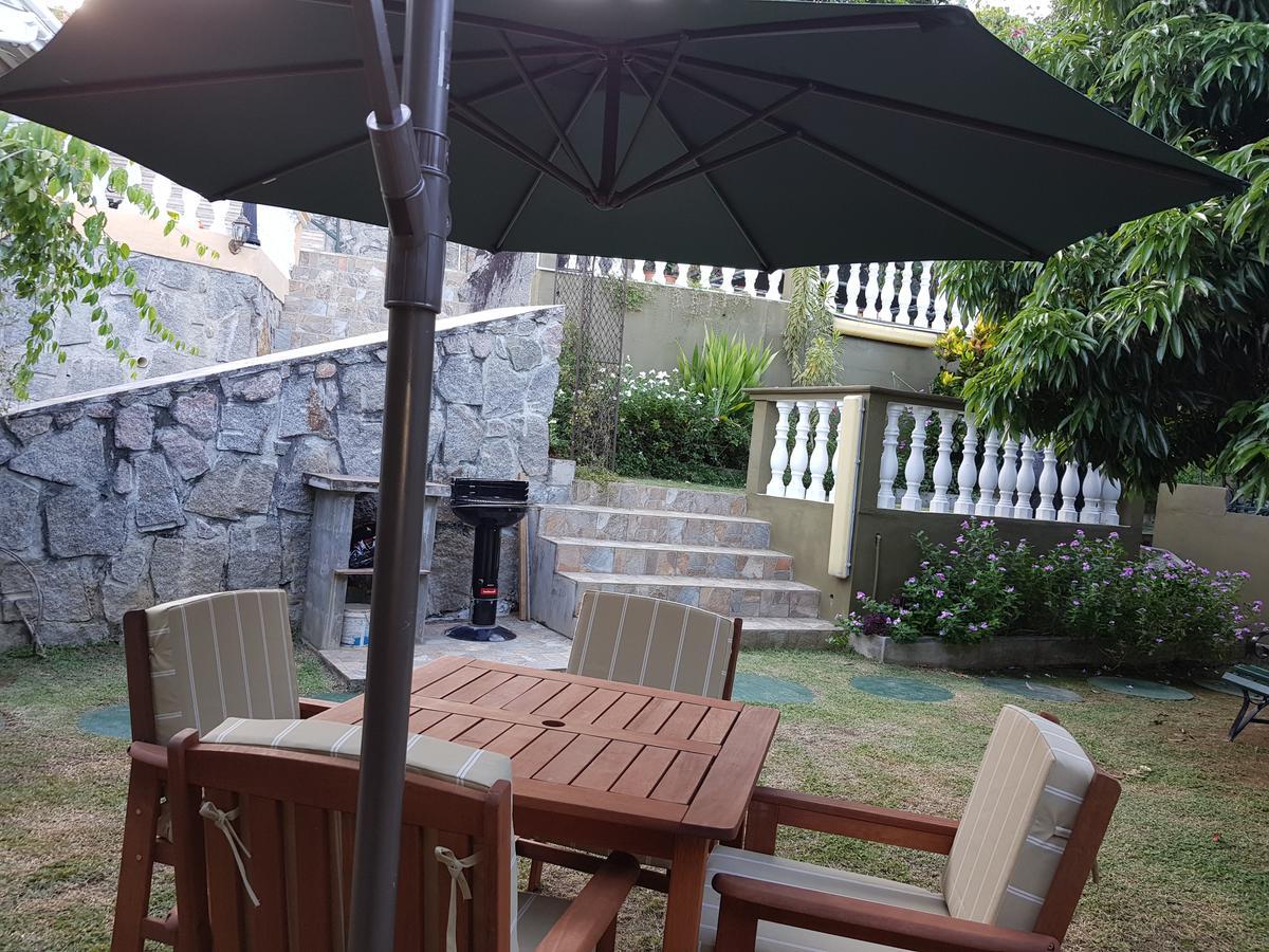 Hibiscus House Seychelles Self Catering Apartment Victoria Luaran gambar